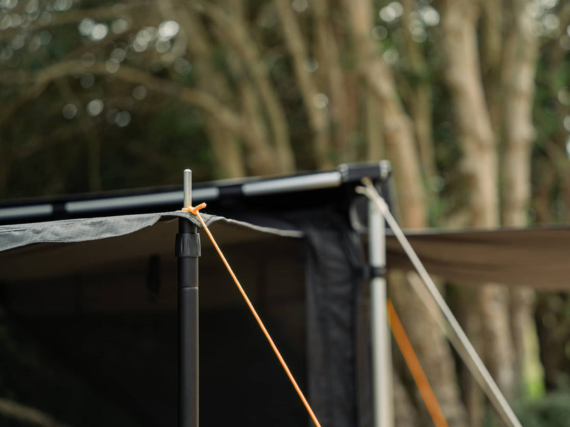 Side Awning Room - how telescopic poles attach